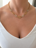 COLLIER ANITA