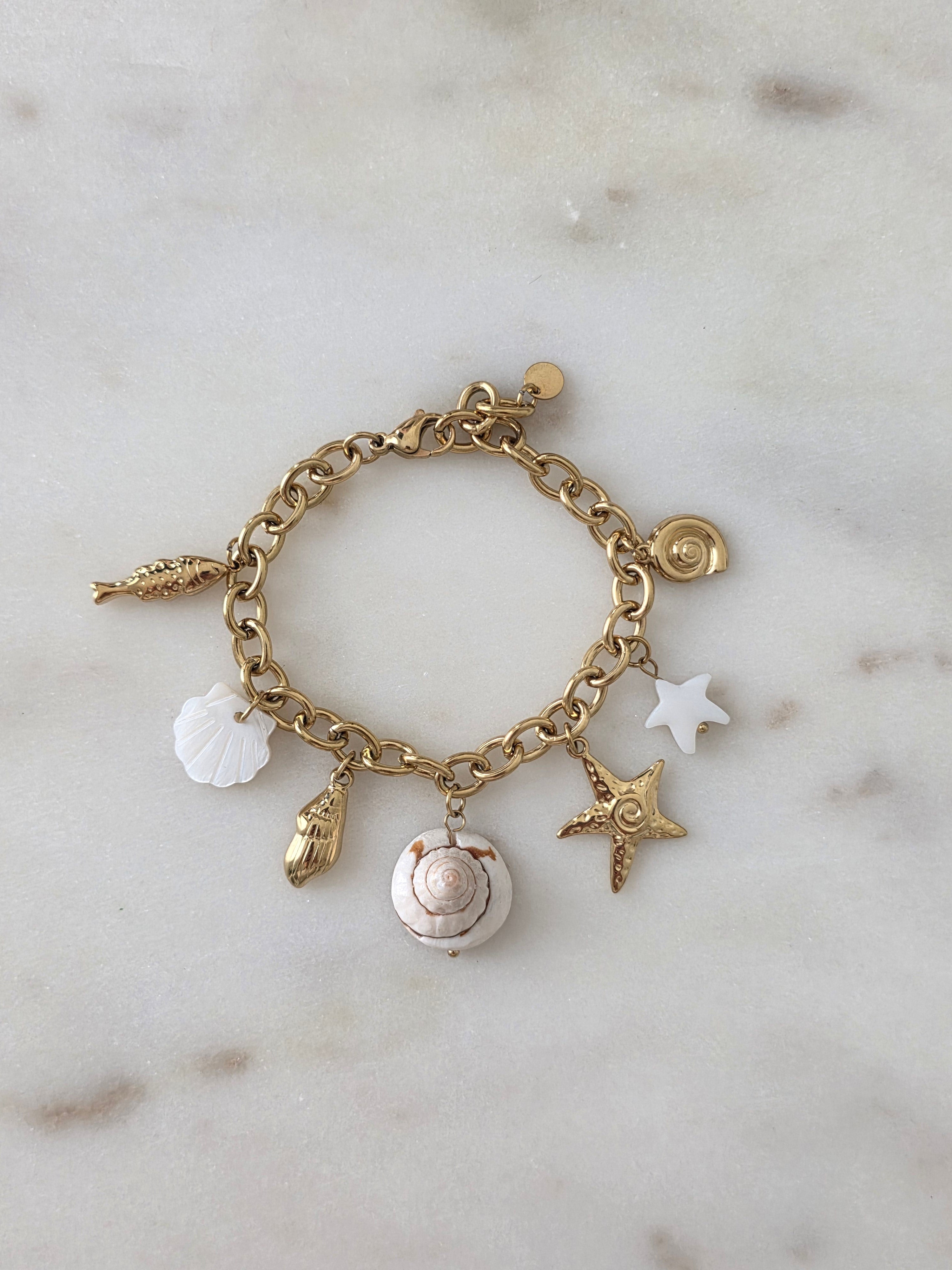 April • Bracelet breloque acier inoxydable