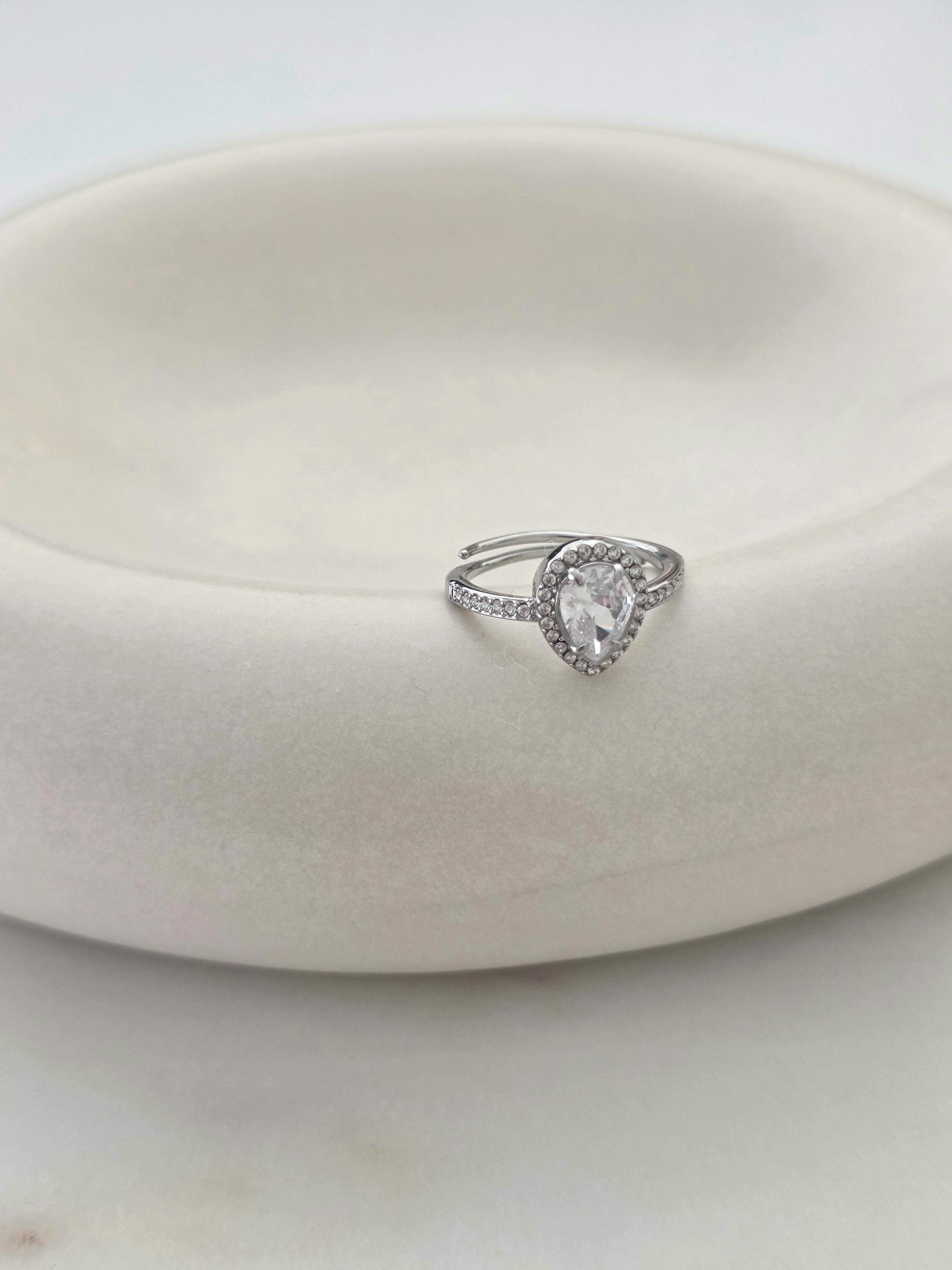 Stella • Bague en acier inoxydable et zircons