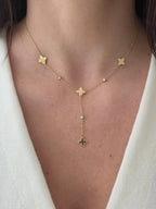 COLLIER LISA