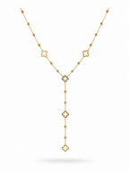 COLLIER JANELLE