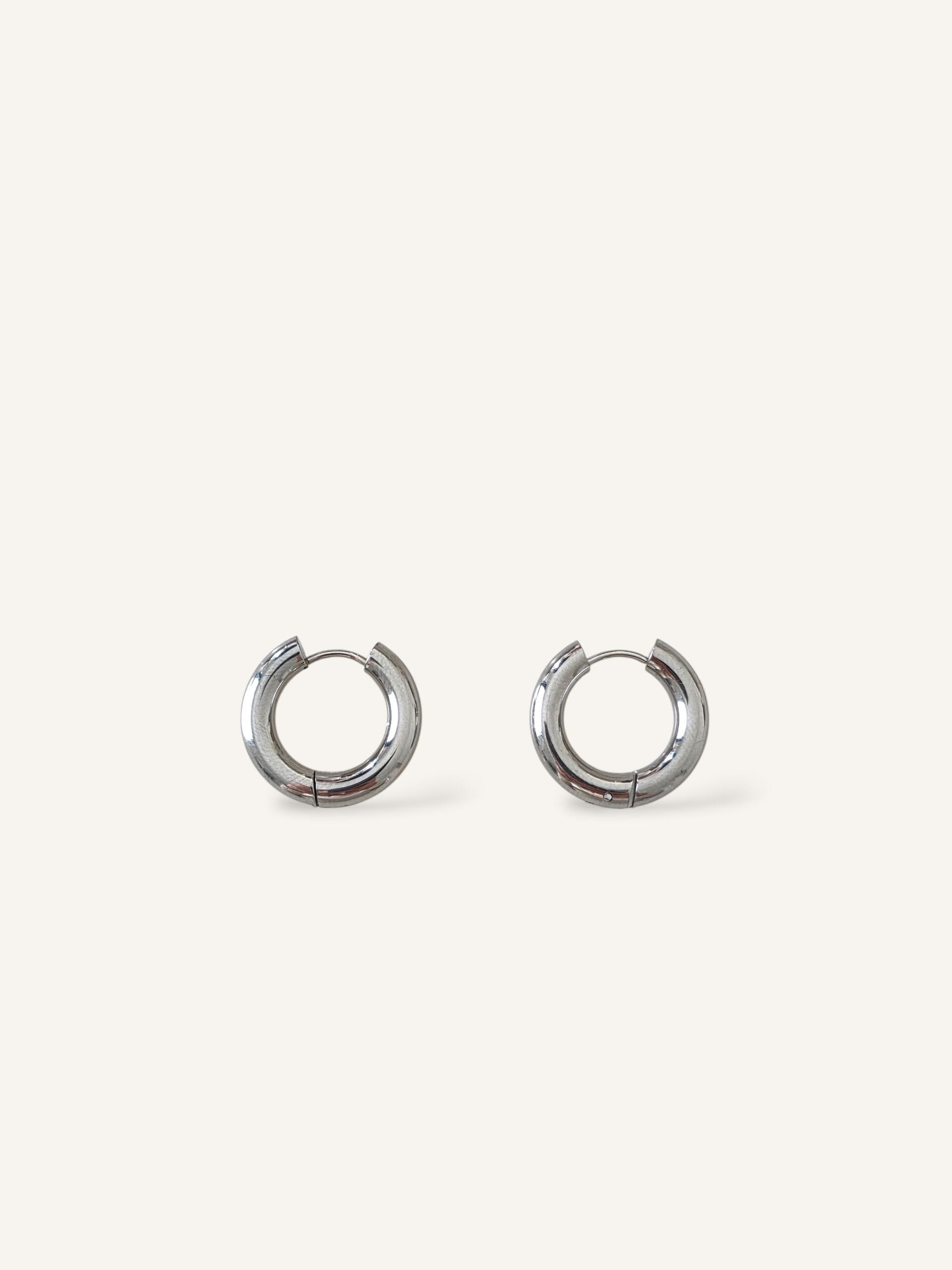 Erika • Boucles d'oreilles en acier inoxydable