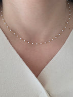COLLIER NINA