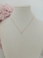 COLLIER VALENTINE
